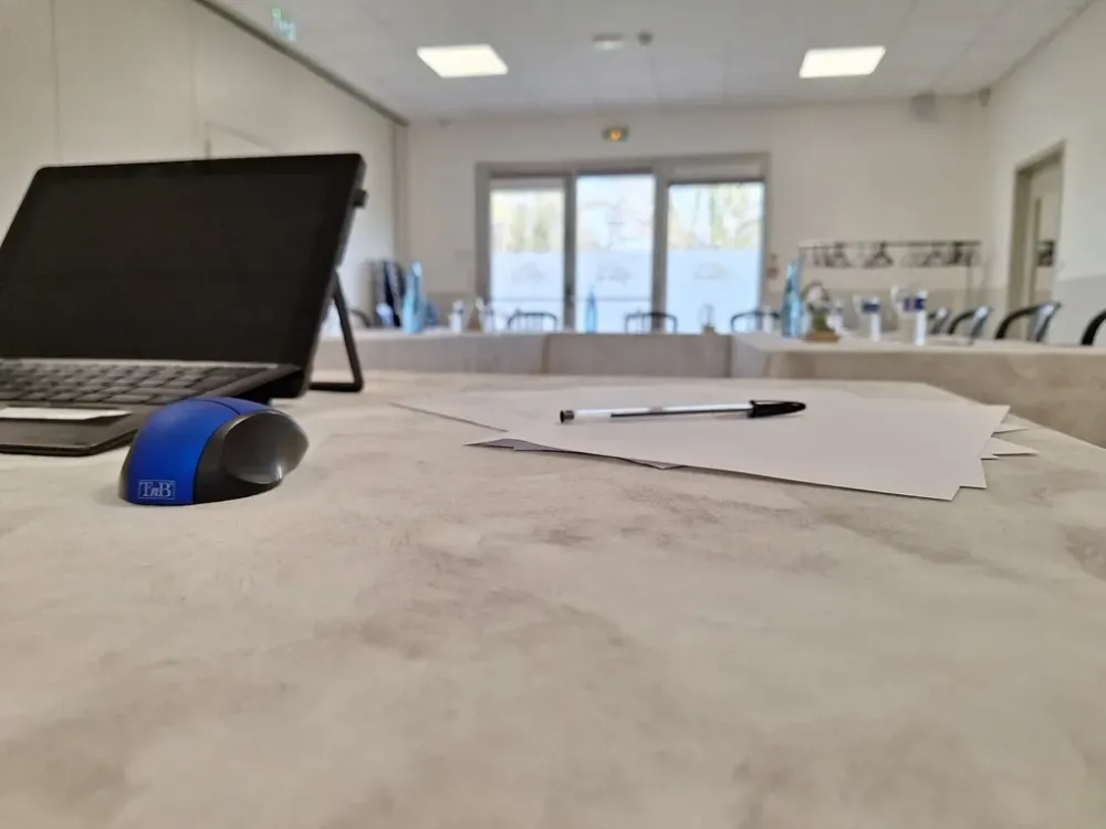 salle de séminaires (1)webp